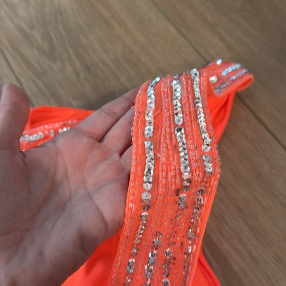 Betsy & Adam One-Shoulder Sequin Backless Gown - Picture 15 of 15